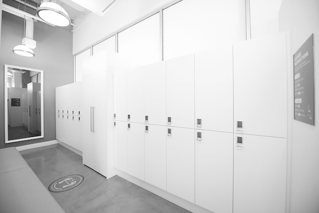 studio_page_right